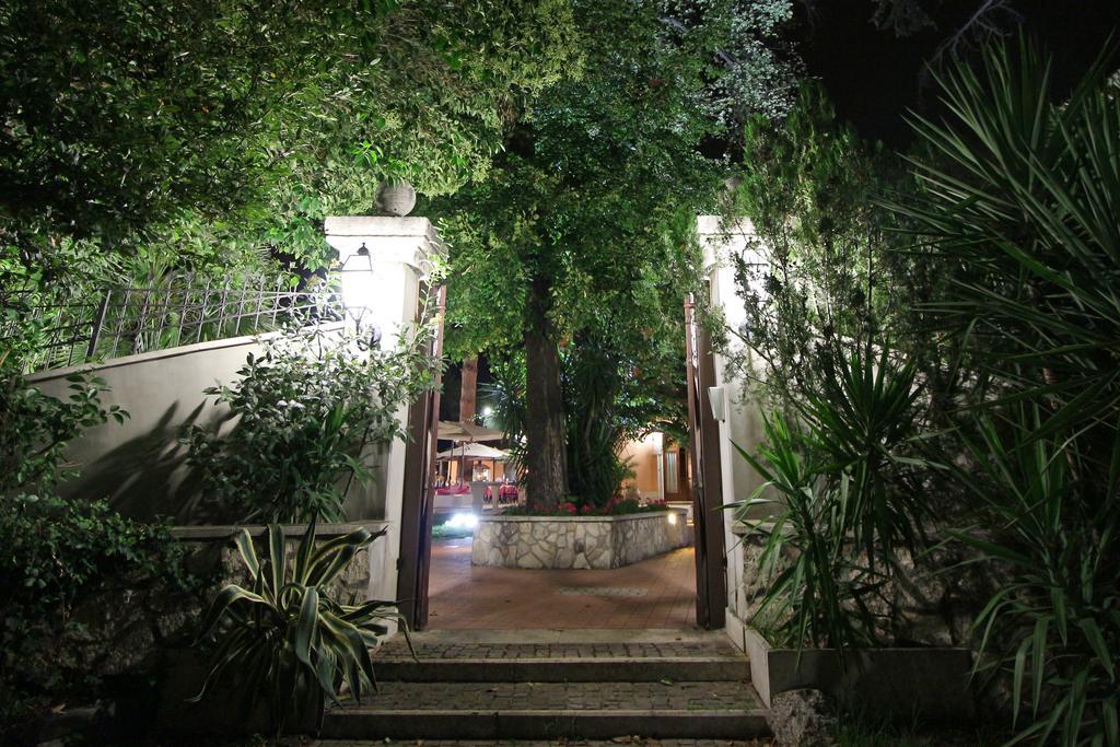 Villa Kappa Tivoli Phòng bức ảnh